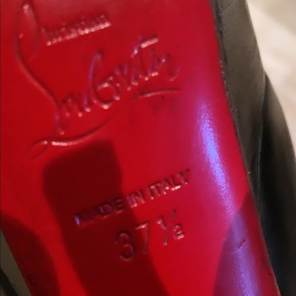 Authentic Christian Louboutin platform pumps! - Picture 4 of 4